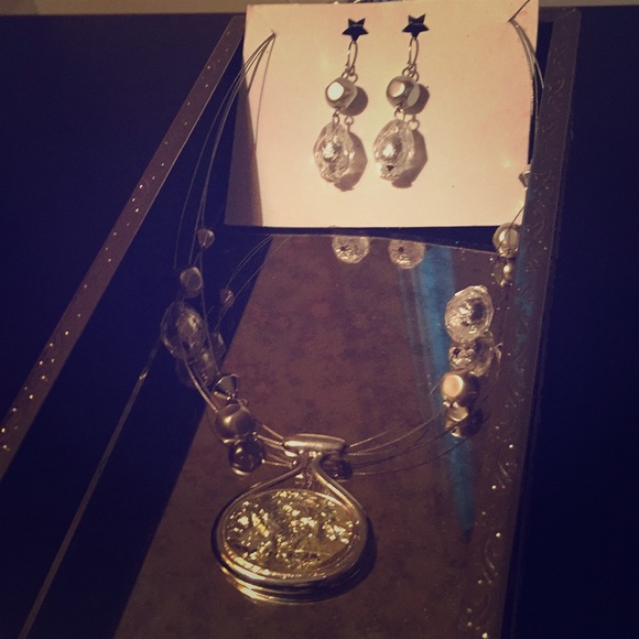 💲🔻Silvery Stones & Beads Necklace & Earrings - Picture 1 of 4